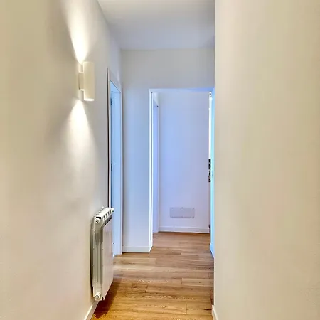 아파트 Jureka By Housilia 체팔루