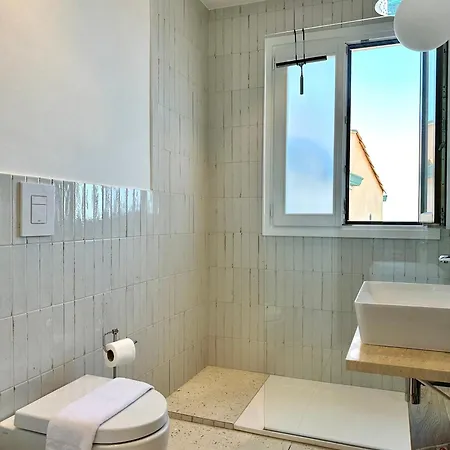 Jureka By Housilia 아파트 *